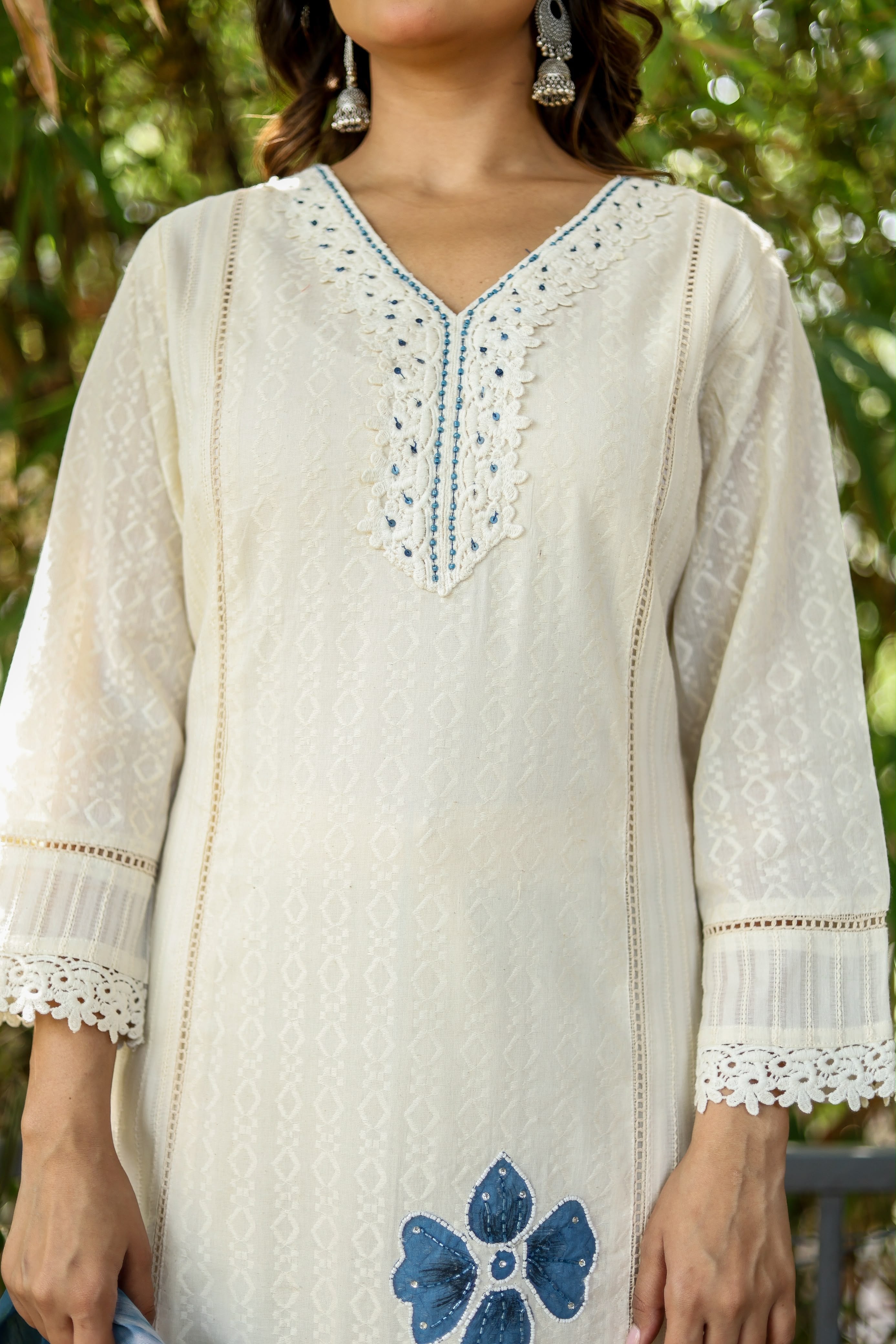 Premium self cotton straight suit with malmal lining , straight cotton pants and Embroidery dupatta