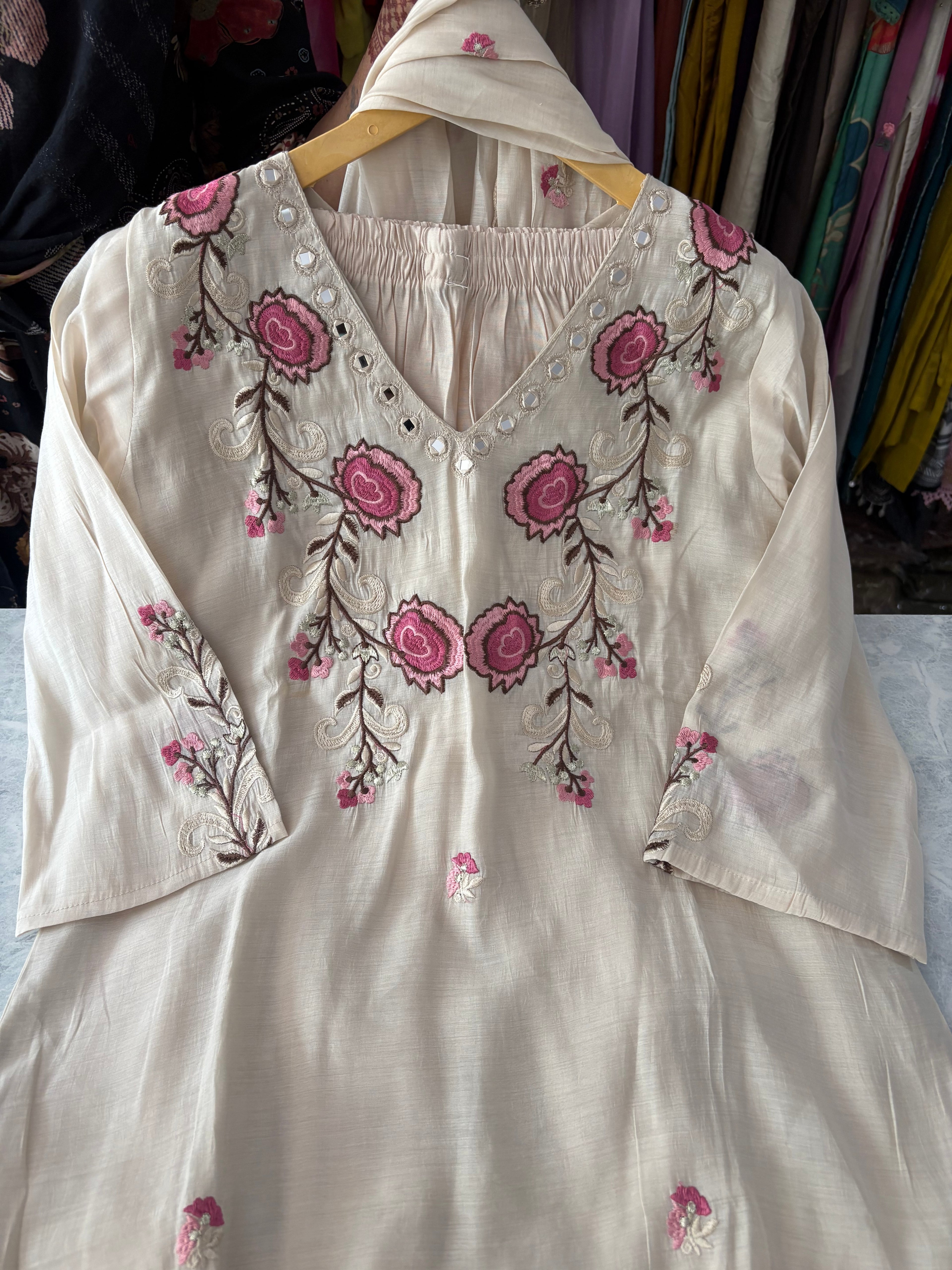 Roman Silk Straight Suits