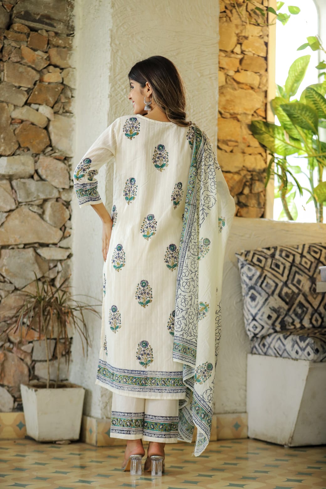 Premium self cotton block print suit with malmal lining , straight cotton and mul cotton dupatta