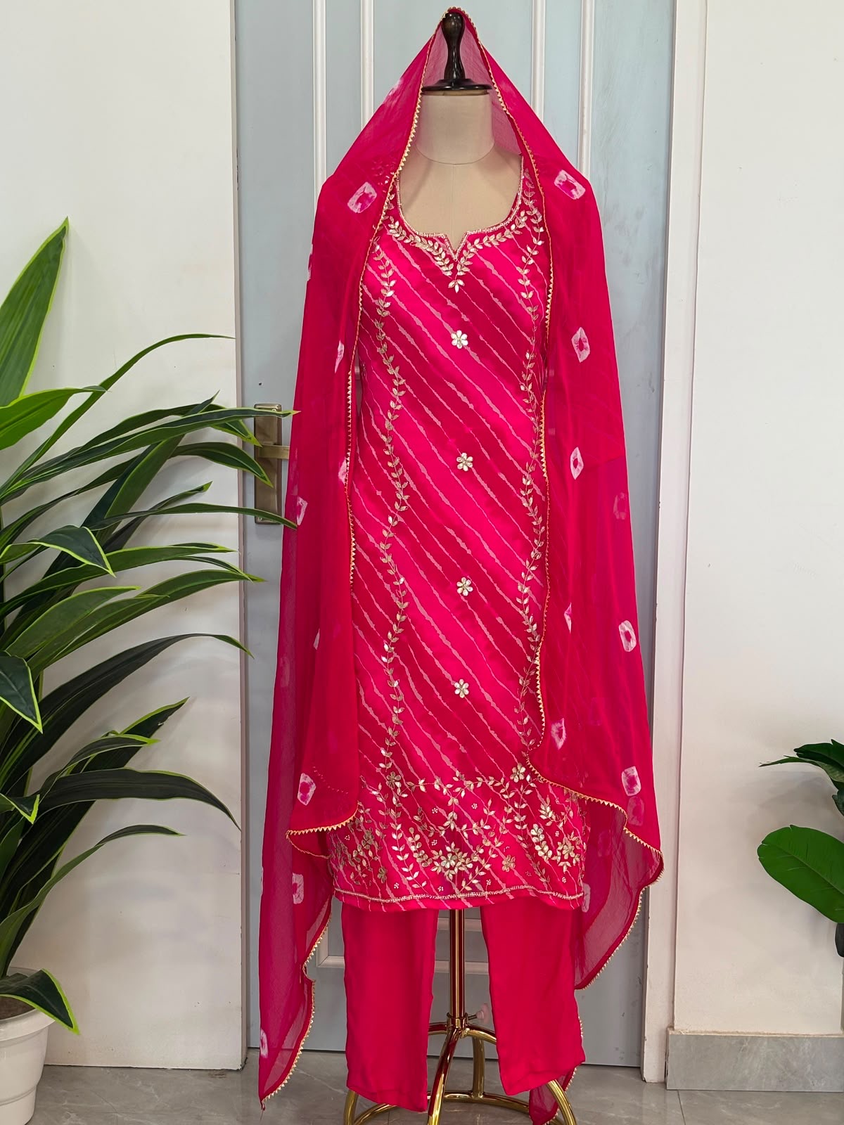 Leheriya Georgette Stiched Suits